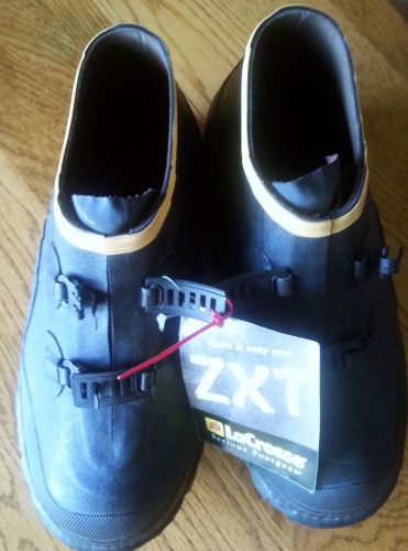 Lacrosse ZXT Buckle Wedge Overshoe. 5 &#034; ,Black, Men&#039;s Size 6. NWT!