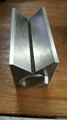 TITAN TOOL MAGNETIC V Block MV-50