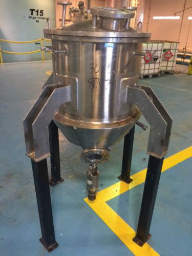 2003 Lee Industries Stainless Steel reactor /  jacketed vessel