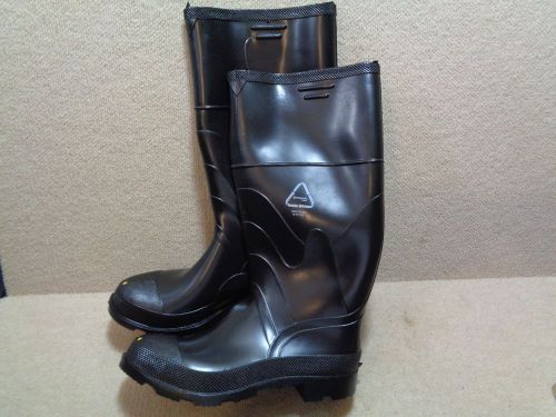 Steel Toe Rubber Boots with Cleated Outsole - by Onguard Size 10 -- NWT
