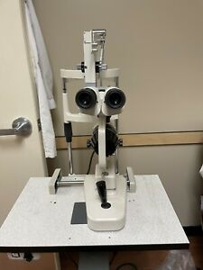 Topcon Slit Lamp Model 2E with Tonometer, Excellent condition.