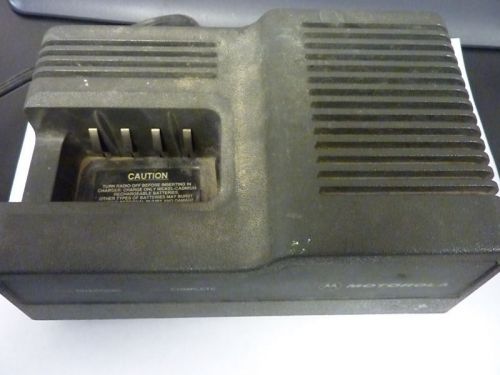 Used Motorola Battery Charger NTN4633C