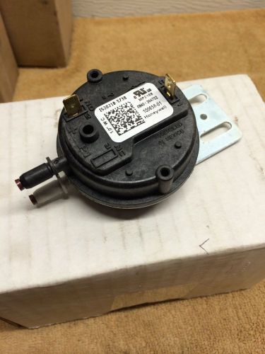 Honeywell 100658-01 Air Pressure Switch 1.00 &#034; PF  HVAC  WW