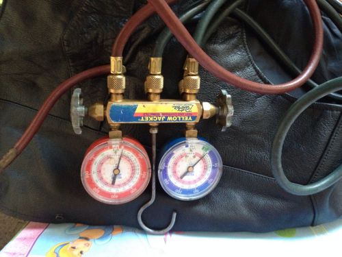 Refrigerator Gauges R-22 Regulators Jellow Jacket Test And Carge Manifolds