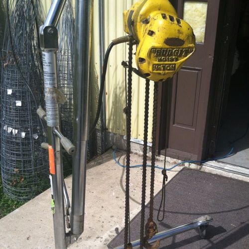 Budgit 1/4 Ton (500Lb) Elec Wench Lift Chain Hoist 1 Phase 110vac 9 1/2 Ft Lift.