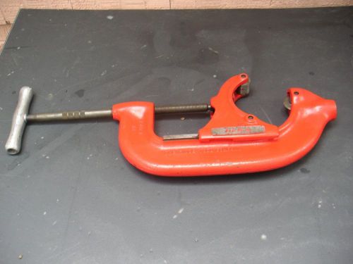 RIDGID  PIPE CUTTER HEAVY DUTY 4&#039;&#039; TO 6&#039;&#039;