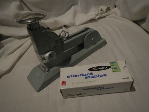 Vintage 40&#039;s Swingline Speed Stapler 13 Heavy Duty Mid Century Retro W/Staples