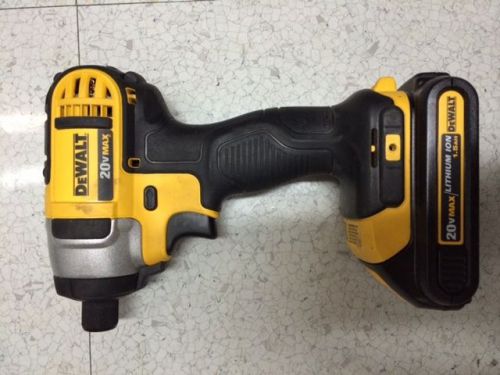 DEWALT DCF885M2 20v 1/4&#034; Impact Driver