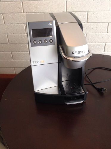 Keurig B3000SE Brewing System - Black/Silver