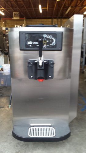 2008 Taylor C709 Soft Serve Frozen Yogurt Ice Cream Machine 1 PH  Air Cooled