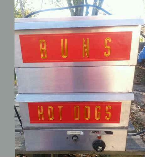 APW WYOTT HOT DOG MACHINE BUN STEAMER USED GOOD CONDITION 2 LEVEL