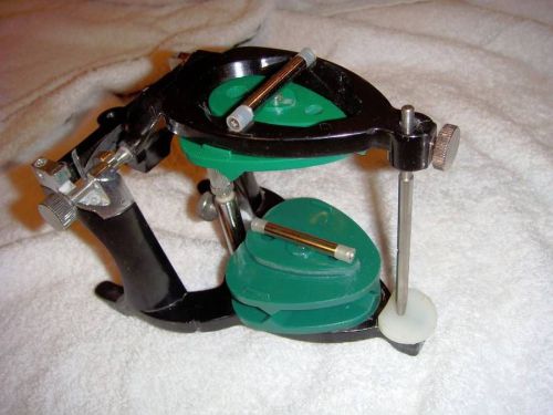 Used keystone luxury articulator w/set of plastic-steel mtg plates + 1 extra for sale