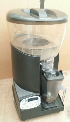 VITA-MIX PERFECT PORTION CONTROL &amp; SMOOTHIE/FROZEN DRINK MACHINE W/ICE &amp; BLENDER