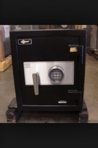 Amsec bf1512 u.l. listed burglary fire safe for sale