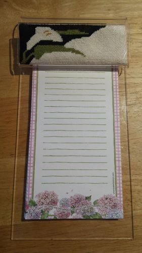 Hand Needlepointed Calla Lily Acrylic Desktop Notepad Holder