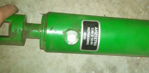 John deere Hydraulic cylinder