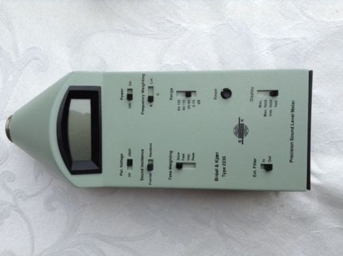 BRUEL &amp; KJAER TYPE 2235 SOUND LEVEL METER