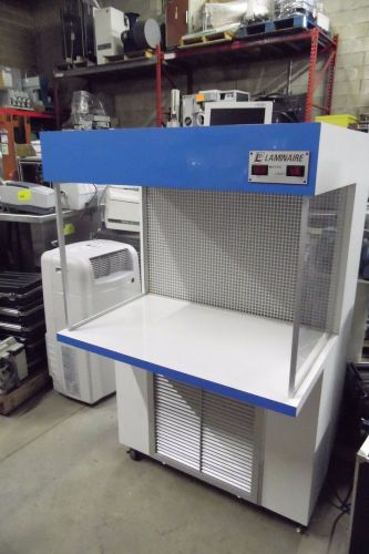 Laminaire fume hood laboratory biological safety cabinet 38&#034; width for sale