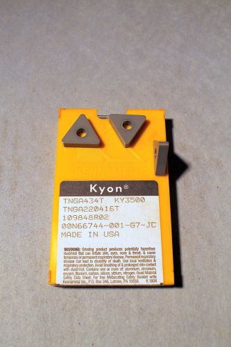 8 KENNAMETAL CERAMIC INSERTS  TNGA 434T    C2B2