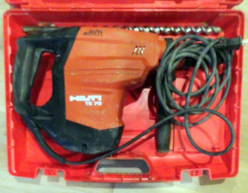 HILTI TE 70 AVR HAMMER DRILL, 1 BIT / STRONG -HEAVY DUTY Hard Case