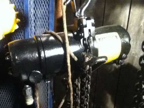 gardner denver 1 ton pneumatic chain hoist