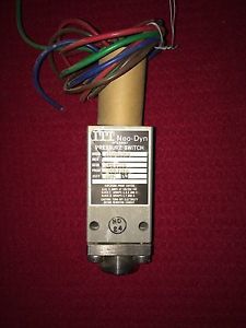 ITT Aerospace Controls Division Neo-Dyn Pressure Switch 125P4S543