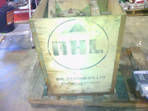 RHL HYDRAULIC MOTOR 94021040201 CODE SMA0750C1135