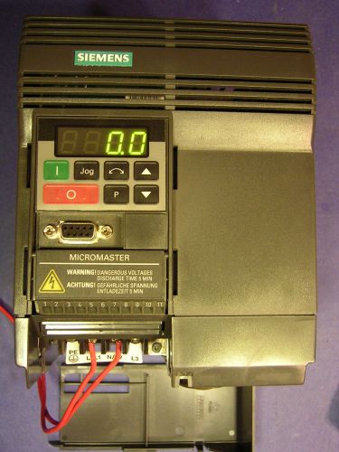 SIEMENS MICROMASTER 6SE9216-8CB40 208/240 VAC 2 HP DRIVE