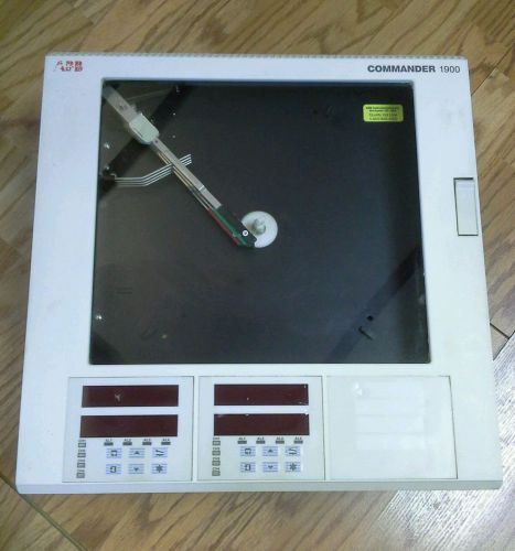 ABB COMMANDER 1900 CIRCULAR CHART RECORDER 1914JA031100000STD  S/N: H/47915/9/7