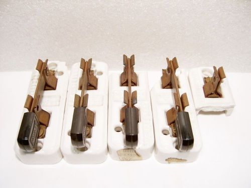 (4) Leviton 9912 SPST 25A 125V Radio and Battery Ceramic Knife Switches - Cracks