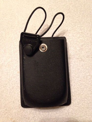 SAFARILAND FORMED RADIO POUCH HOLDER MODEL 761-3