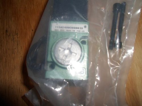 NUMATICS 11SAD400O000030 PNEUMATIC VALVE (NEW IN PACKAGE)