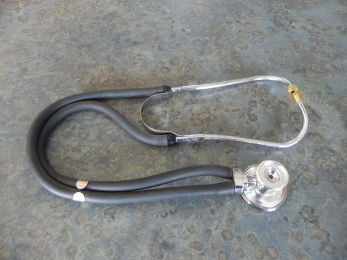 PRESTIGE MEDICAL STETHOSCOPE - 22&#034;L - NO RESERVE - LOW STARTING BID !