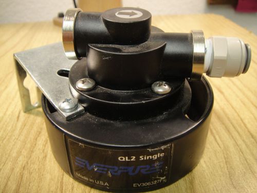 Used Everpure QL2 Single Filter Head with Bracket