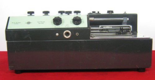 VINTAGE BRUEL &amp; KJAER MODEL 2305 LEVEL RECORDER  FOR PARTS / REPAIR - SEE PHOTOS