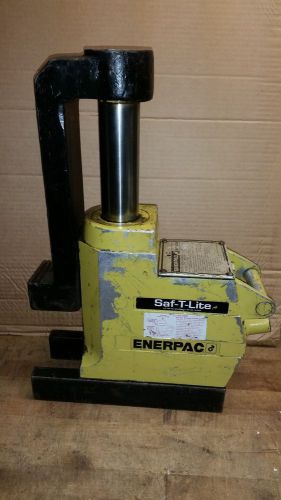 1 ENERPAC JTA-176 Saf-T-Lite 17 ton Hydraulic toe Jack lift