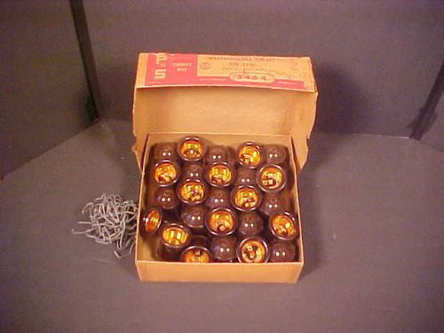 Vintage Lot of 25 Pass &amp; Seymour (P&amp;S) Weatherproof Sockets #5464, Orig Box NOS