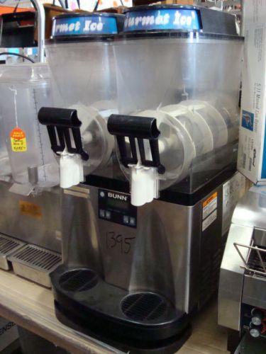 Bunn ultra-2 six gallon refrigerated beverage dispenser for sale