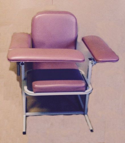 Clinton phlebotomy chair