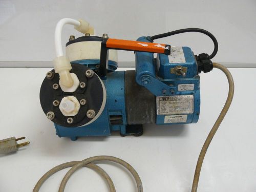 KNF NEUBERGER UN726.3 FTP PTFE DIAPHRAGM VACUUM PUMP 115 VOLT 60 Hz 2.0 AMP