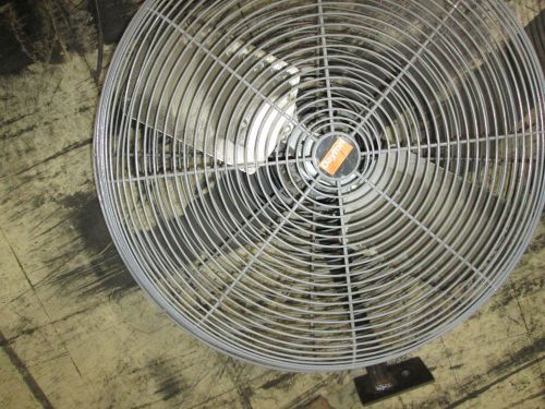 Dayton Exhaust Fan 3C218G 24&#034; fan w/ mount Motor: 9BNN3B 1/4HP 115V 2.4A Used