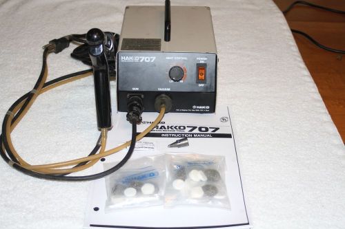 HAKKO 707-2 Desoldering Station w/ 707-1 Gun