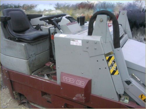 PowerBoss Model TSS/82 Sweeper/Scrubber 2004