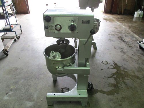 Toastmaster 30qt NSF mixer model 5030