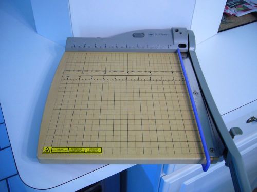 Gbc laser paper cuttertrimmer, mod.9712. cl300pro-l, 12&#034;x12&#034; surface office for sale
