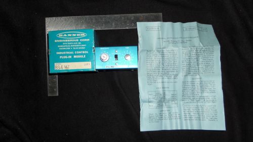 NOS Banner B3-1500 Amplifier On Off  Logic Module B3-4MZ  ((#3393))