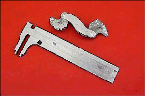 caliper gage for sale, 2 vintage starrett tools no. 473 &amp; 1025 screw pitch gage pocket caliper machinis