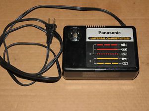 Panasonic Universal Charger EY0225