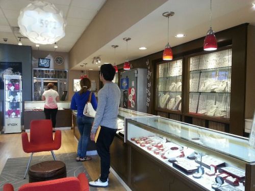 Jewelry showcases