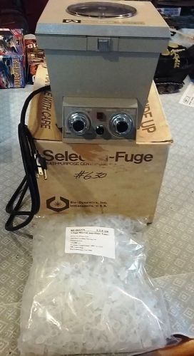 Bio-Dynamic Model 0630 Select-a-fuge 24 Centrifuge  + 500 (new) 1.5 ml tubes